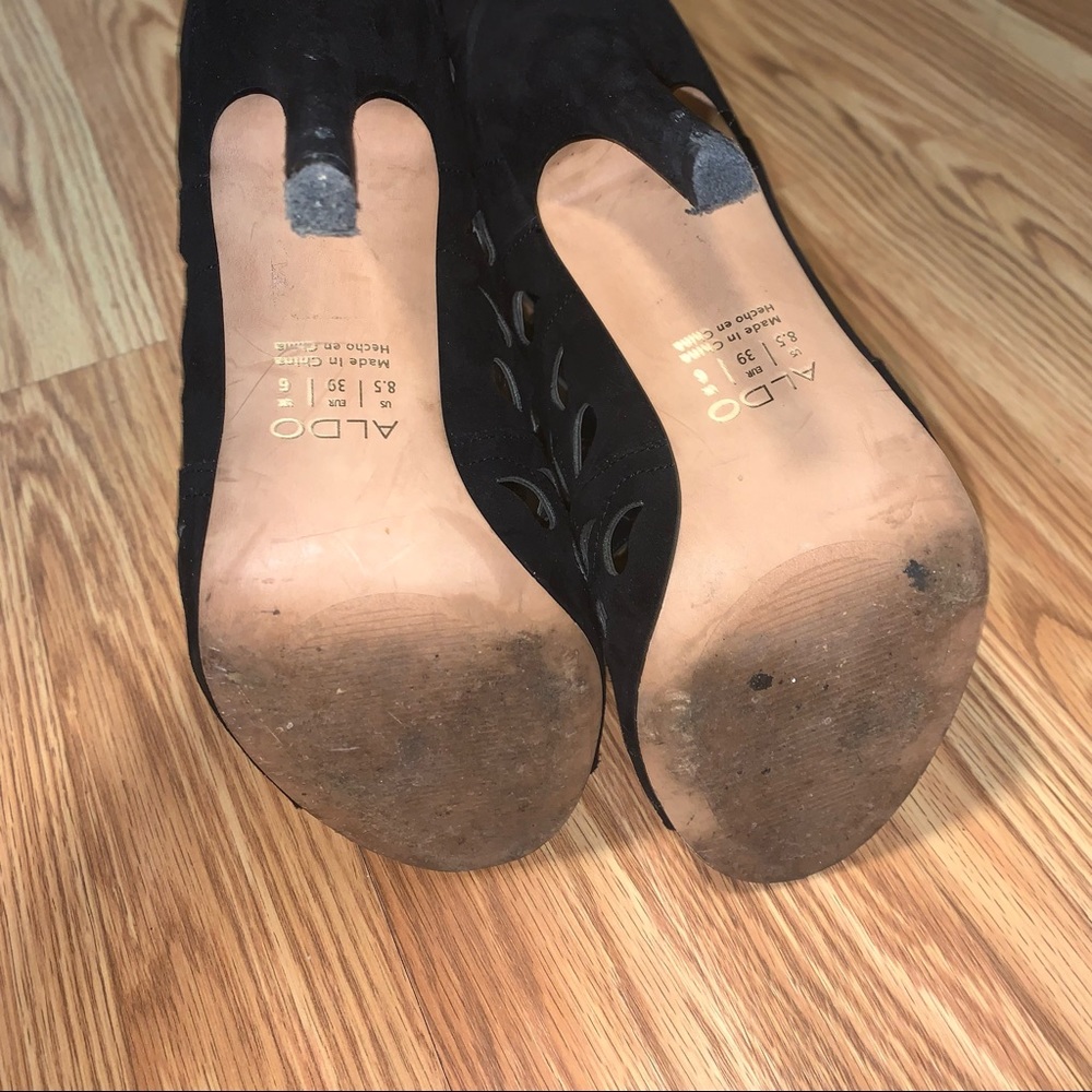CutOut Booties - Picture 2 of 4
